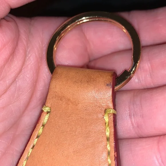 Dooney and Bourke Leather Key Ring Key Chain Fob Tan DB - Picture 2 of 5